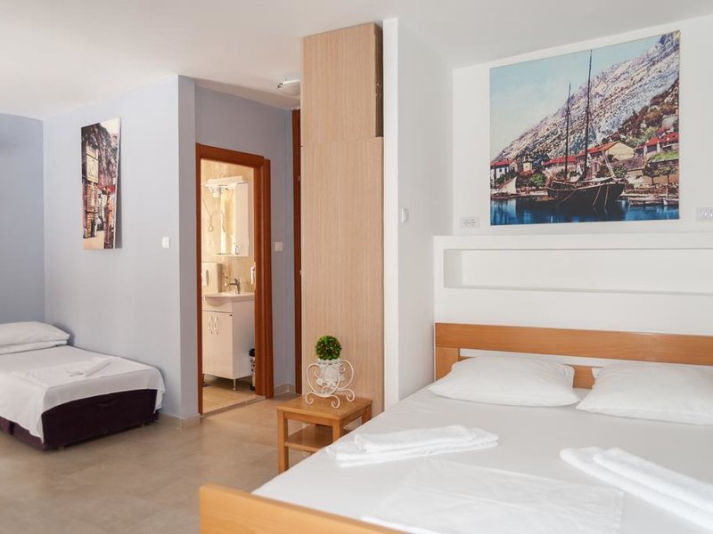 Rendez Vous Hotel  308601