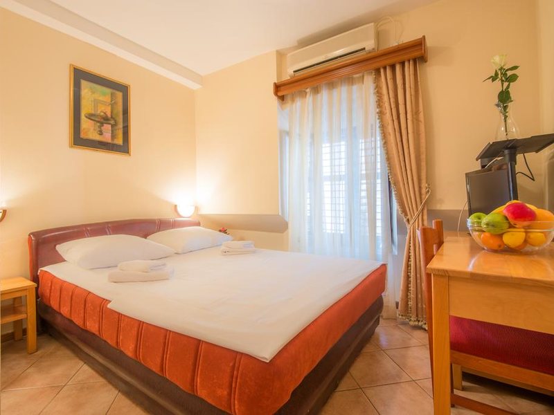 Rendez Vous Hotel  308606