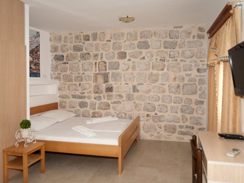 Rendez Vous Hotel  308611