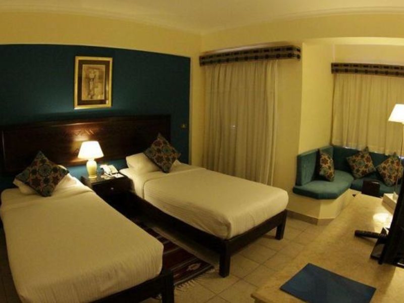 Resta Club Marina View Port Ghalib 191326