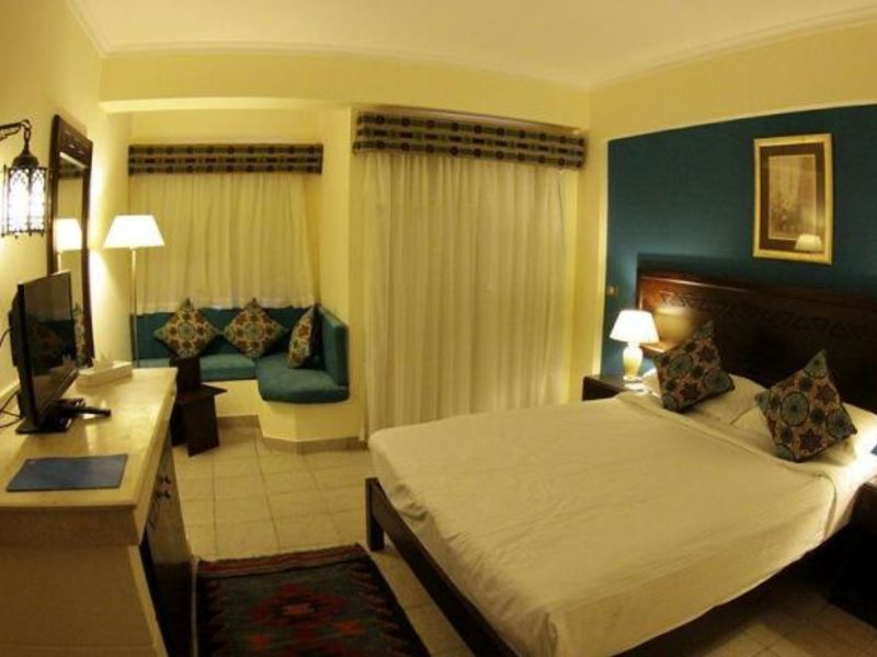 Resta Club Marina View Port Ghalib 191327