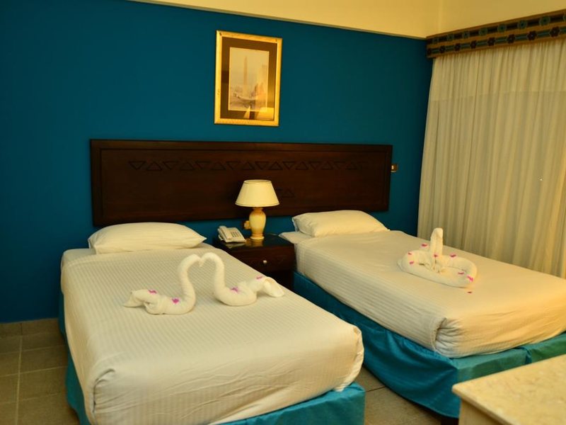 Resta Club Marina View Port Ghalib 191333