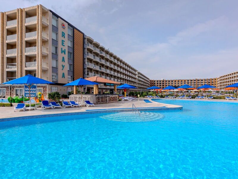 Rewaya Luxury Resort 328674