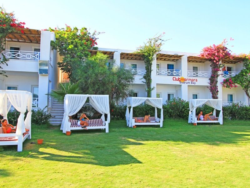 Rexene Holiday Village 190700