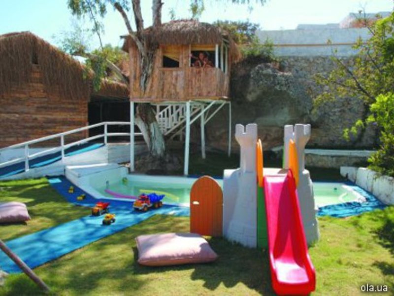 Rexene Resort Hotel 23010