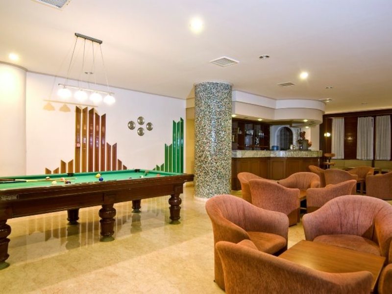 Rheme Beach Hotel 39923