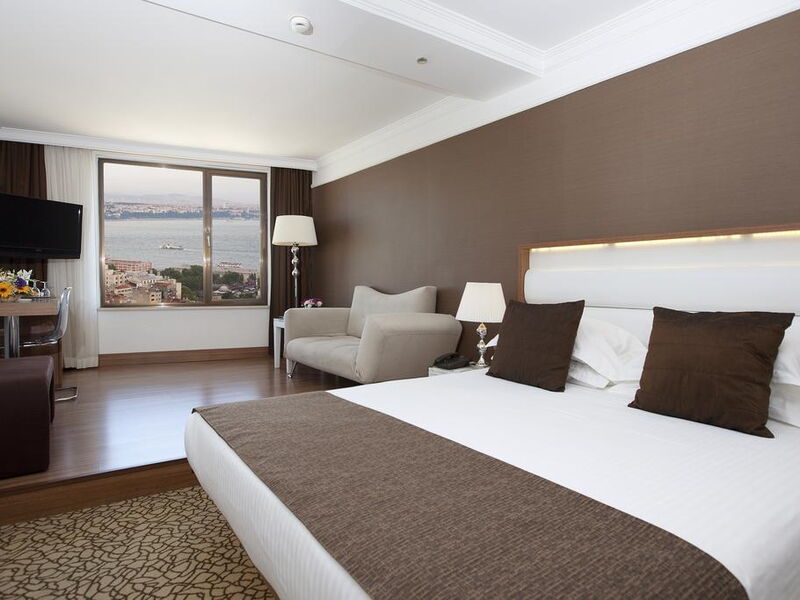 Richmond Hotel 243464