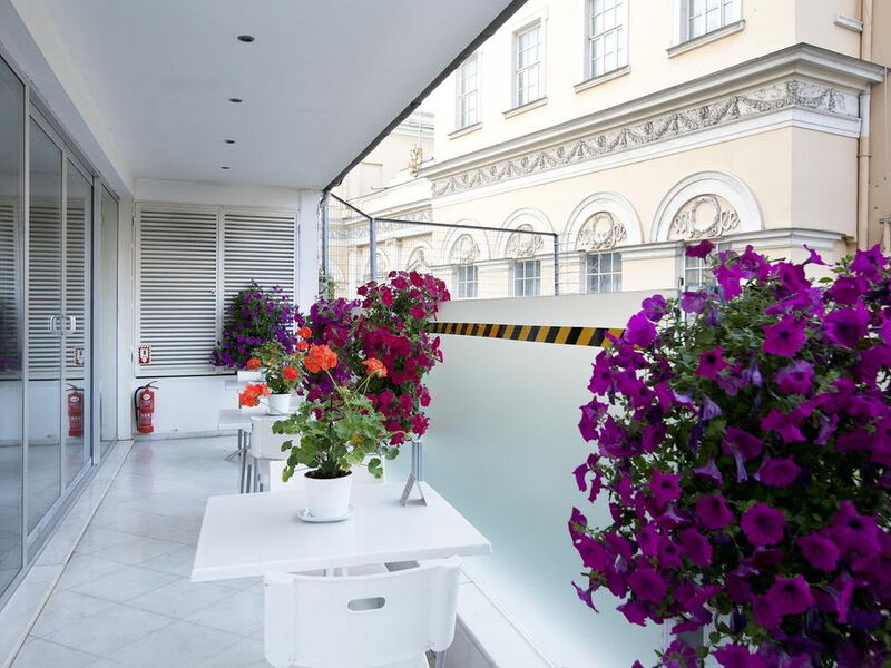 Richmond Hotel 243468