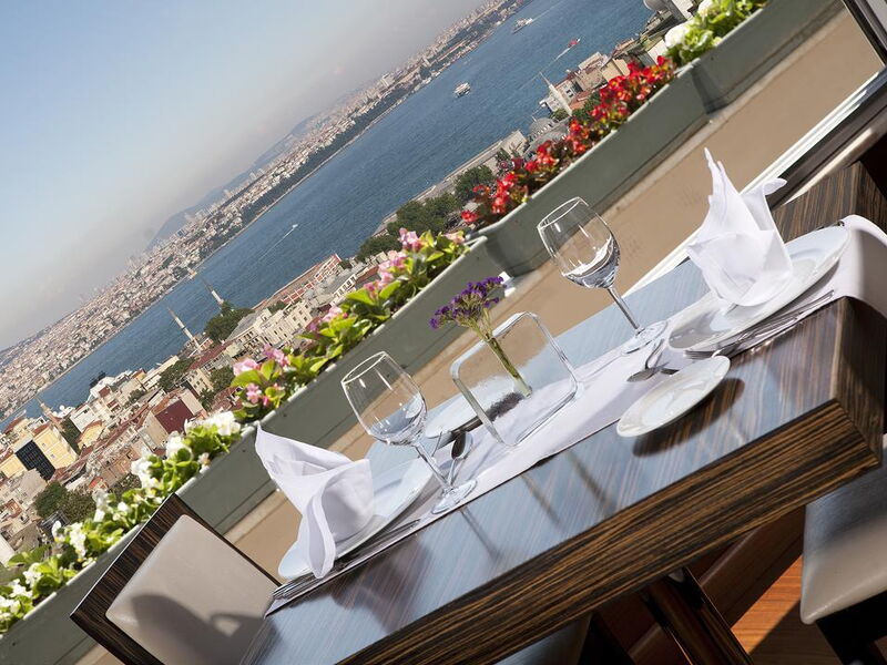 Richmond Hotel 243492