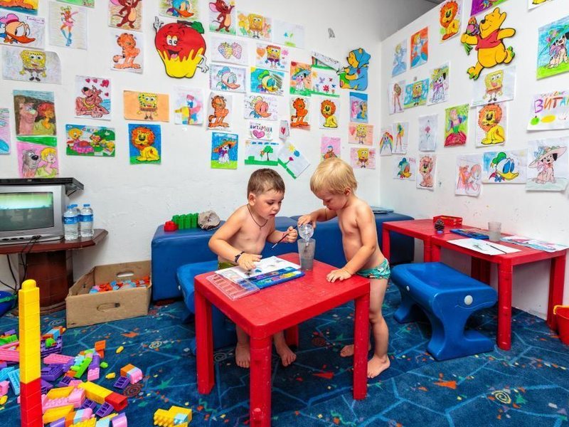 Ring Beach Hotel 42189