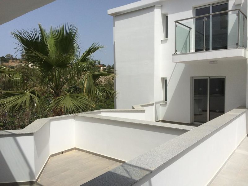 Rio Gardens Apts  244793