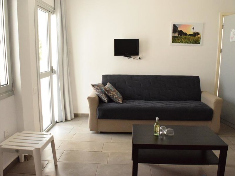 Rio Gardens Apts  244807