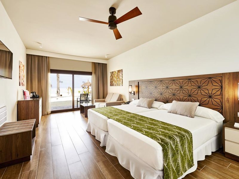 Riu Atoll Hotel 324043