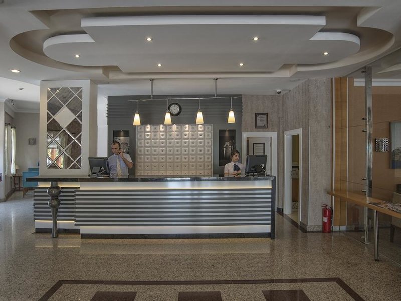 Riviera Hotel & Spa 190704