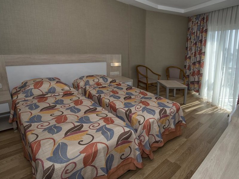 Riviera Hotel & Spa 190721