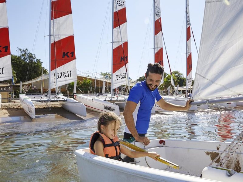 Robinson Pamfilya 296167