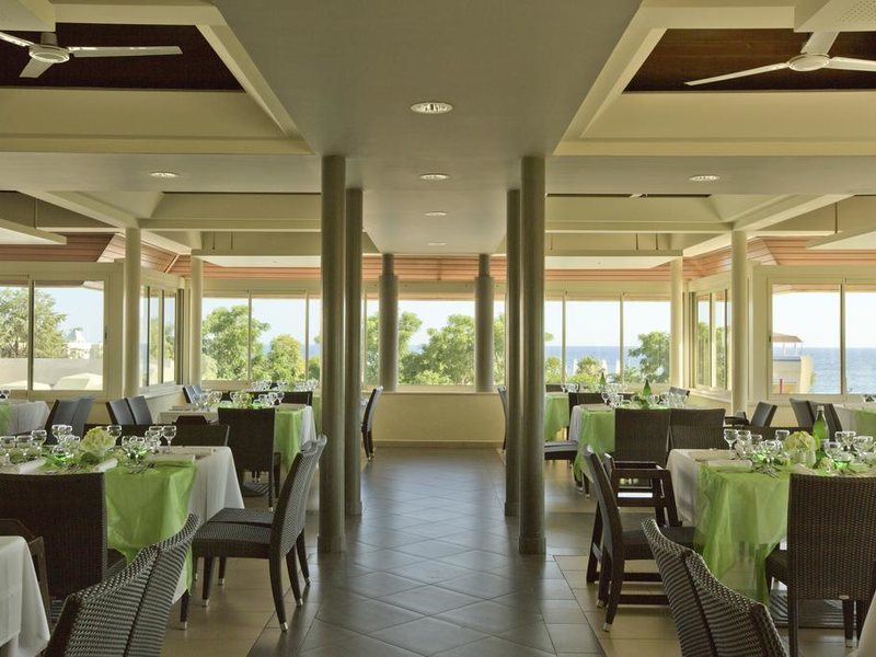 Robinson Pamfilya 296174