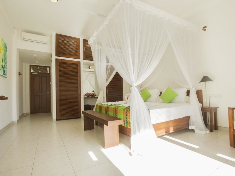 Rockside Beach Resort 108480