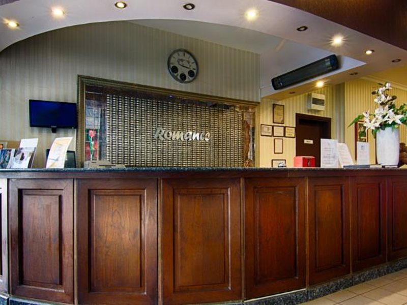 Romance Beach Hotel 100409