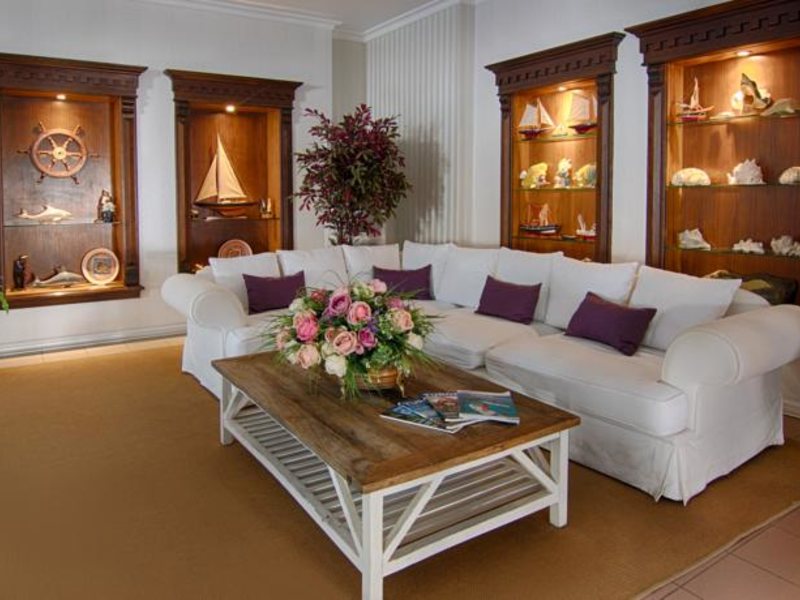 Romance Beach Hotel 100413