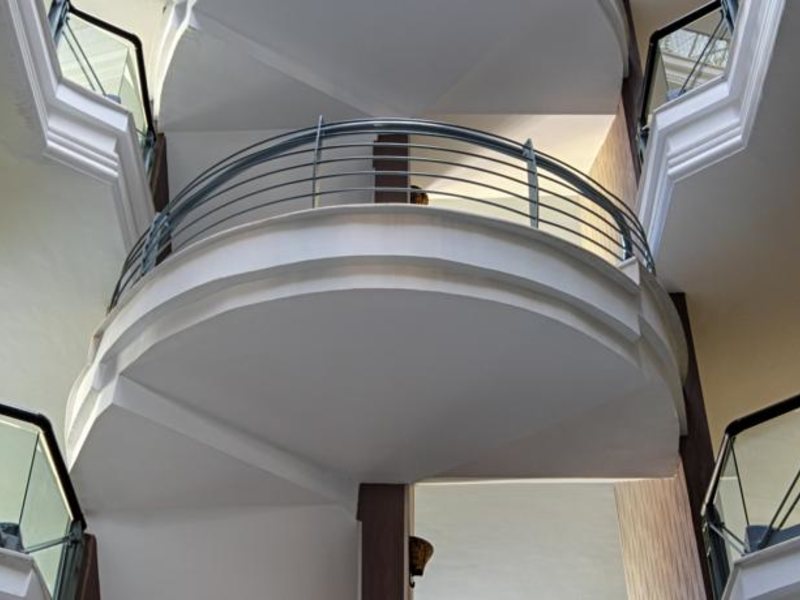 Romance Beach Hotel 100415