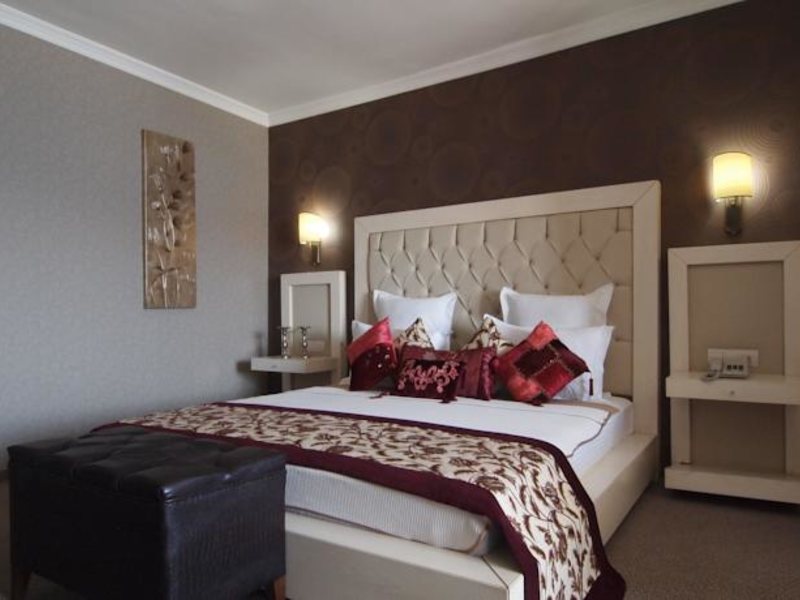 Romance Beach Hotel 100427