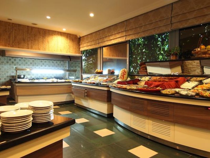 Romance Beach Hotel 100428