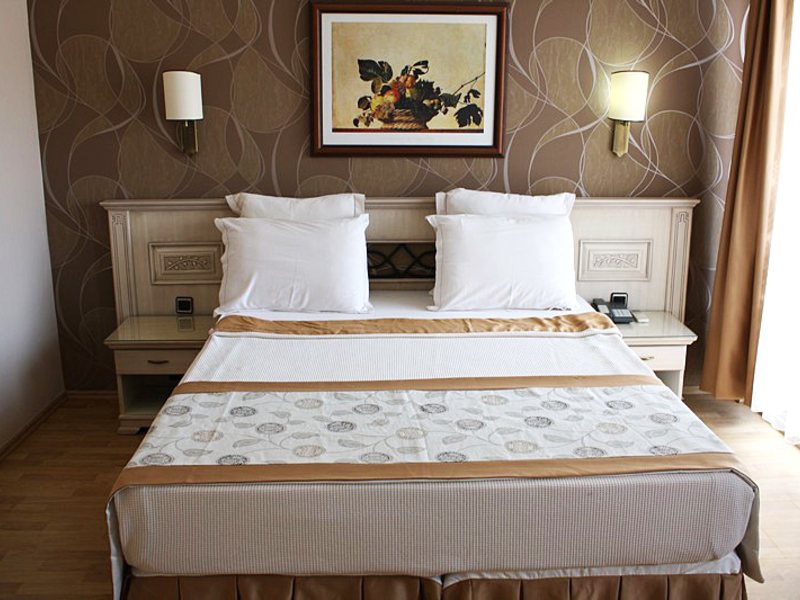 Romance Beach Hotel 51883