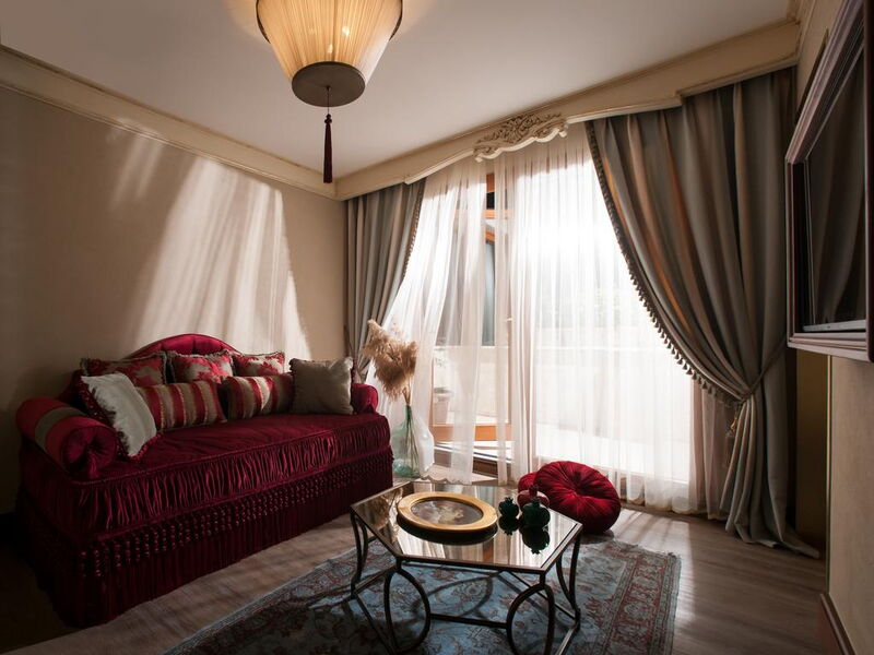 Romance Istanbul Hotel 302364