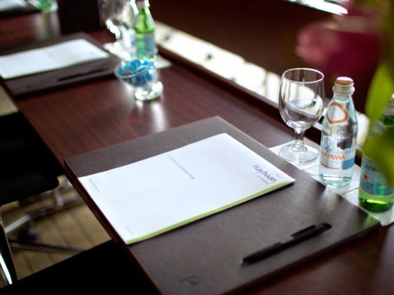 Rose Rayhaan Rotana 54111