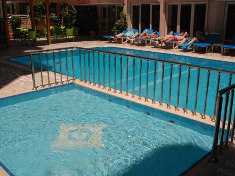 Rosella Apart & Hotel 66717