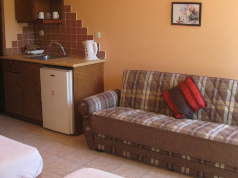 Rosy Suites Hotel 102605