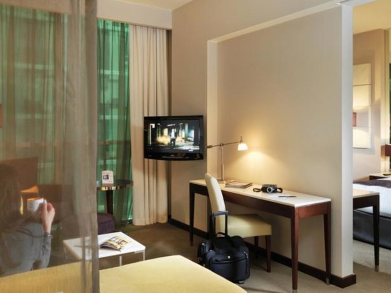 Rotana Centro Sharjah 61366