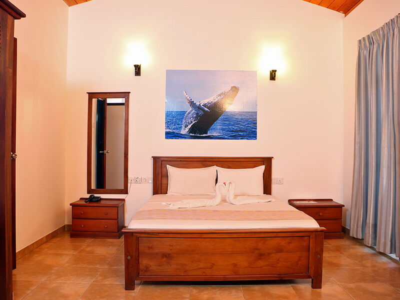 Roy Villa 106737