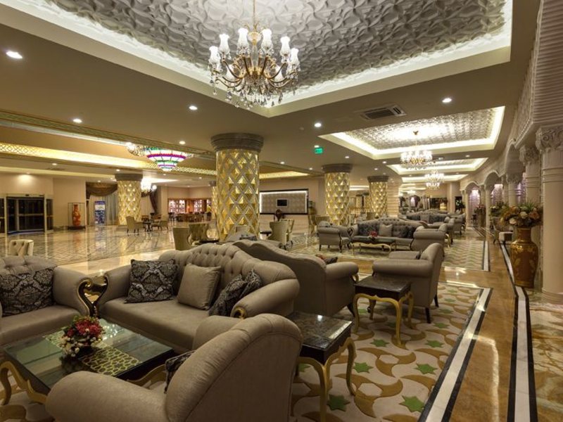 Royal Alhambra Palace 32460