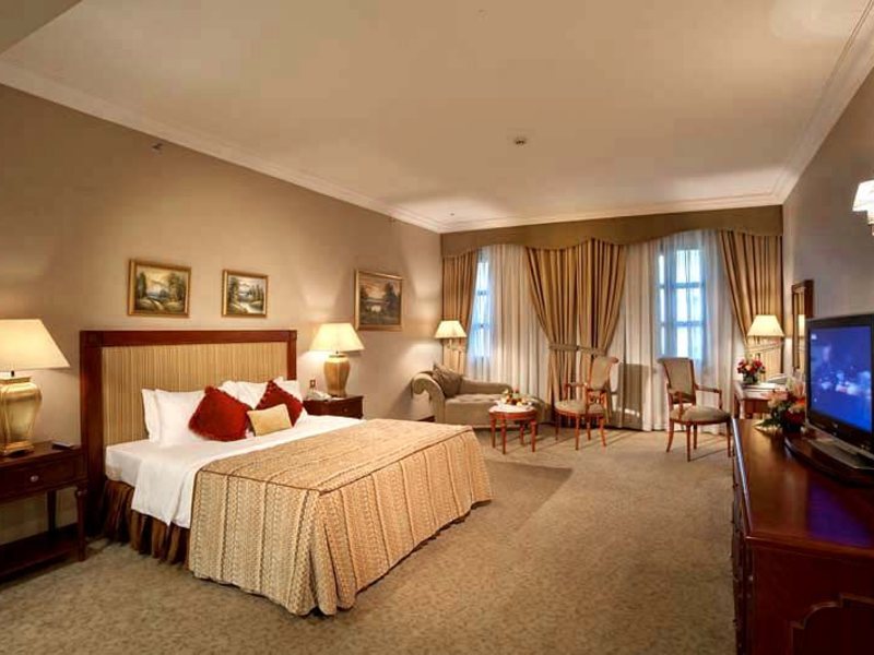 Royal Ascot Hotel 49083