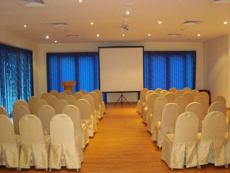 Royal Ascot Hotel Apartment 272811