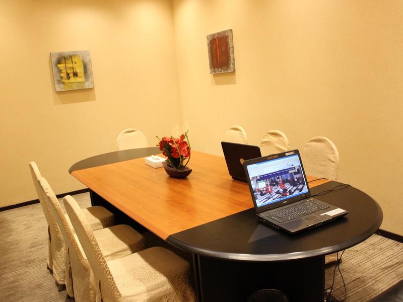 Royal Ascot Hotel Apartment 272821