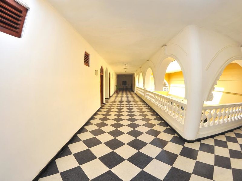 Royal Beach Resort 110588