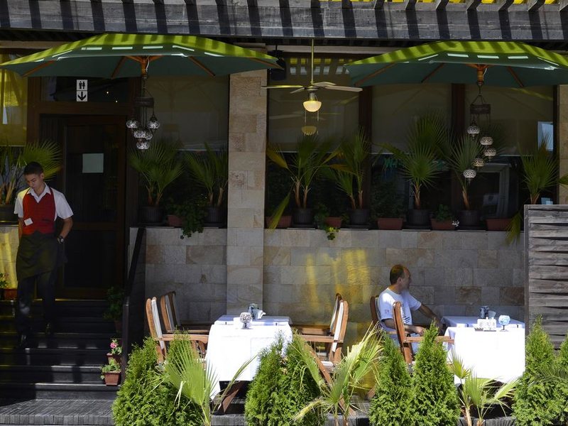 Royal Beach (Golden Sands Area)  168044