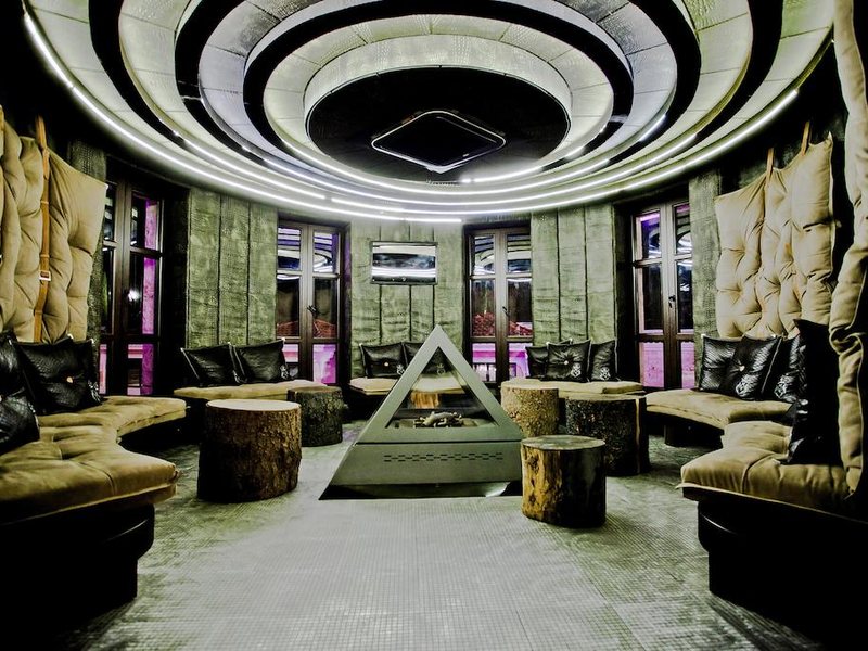 Royal Castle	 174775