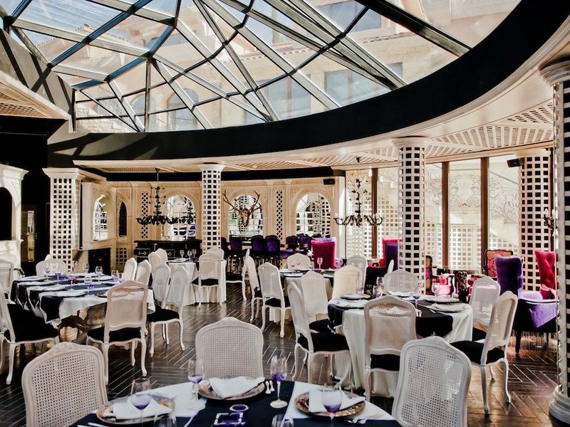 Royal Castle	 174782