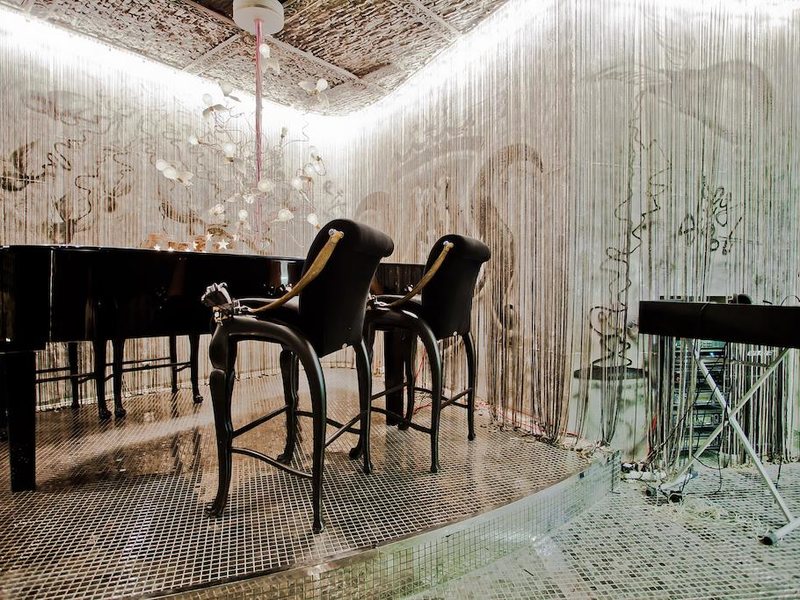 Royal Castle	 174785