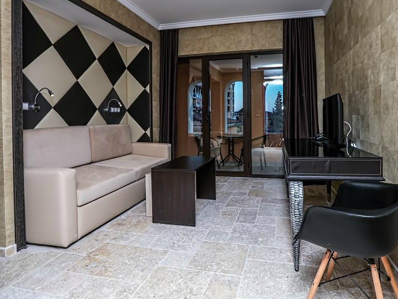 Royal Castle	 174797