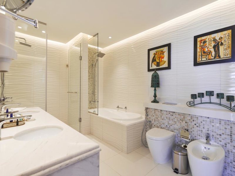 Royal Central The Palm Hotel 300133