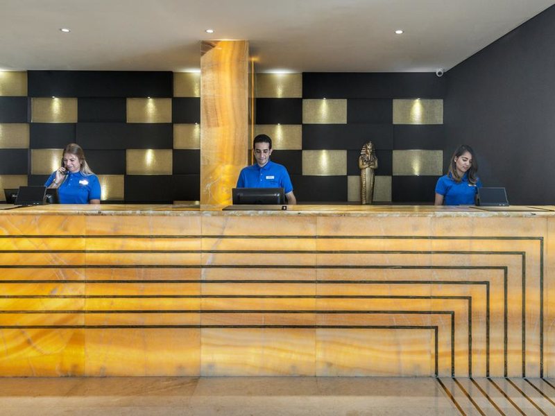 Royal Central The Palm Hotel 300139