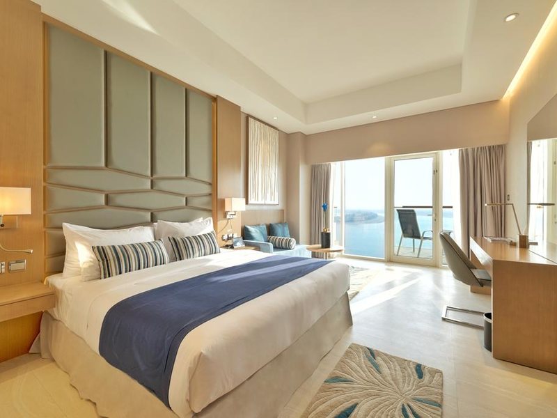 Royal Central The Palm Hotel 300150