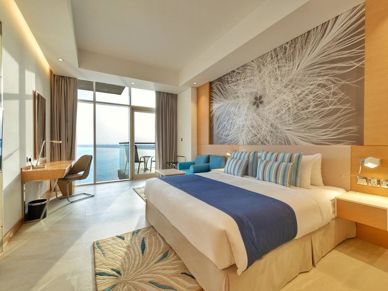 Royal Central The Palm Hotel 300156