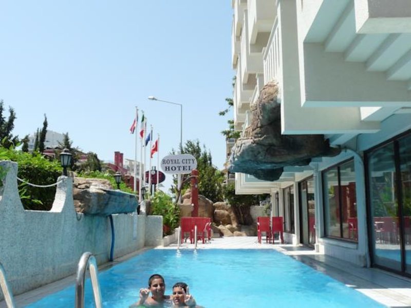 Royal City Hotel 187555