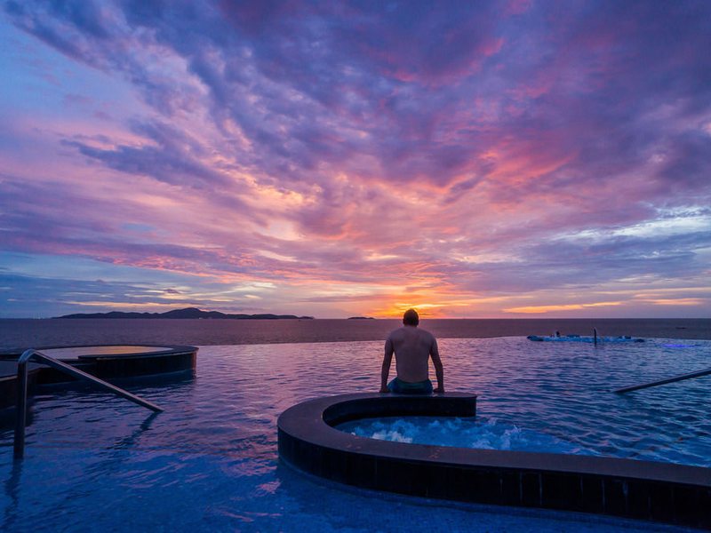 Royal Cliff Beach Resort 156300